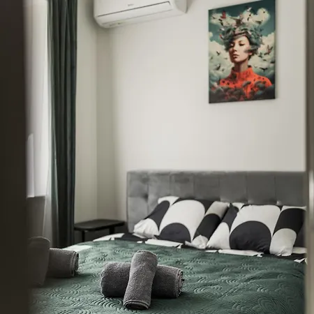 Apartment Riverra House