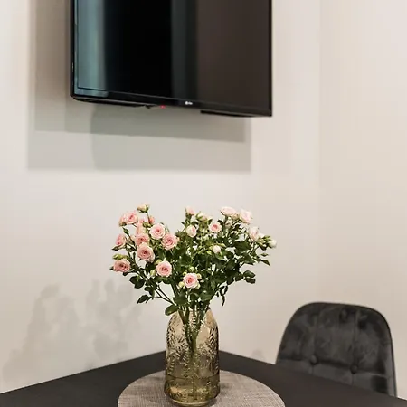 Apartment Riverra House