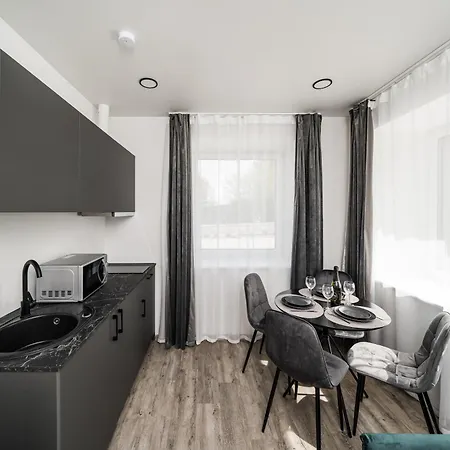 Riverra House * קובנה