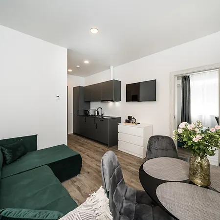 Riverra House דירה קובנה